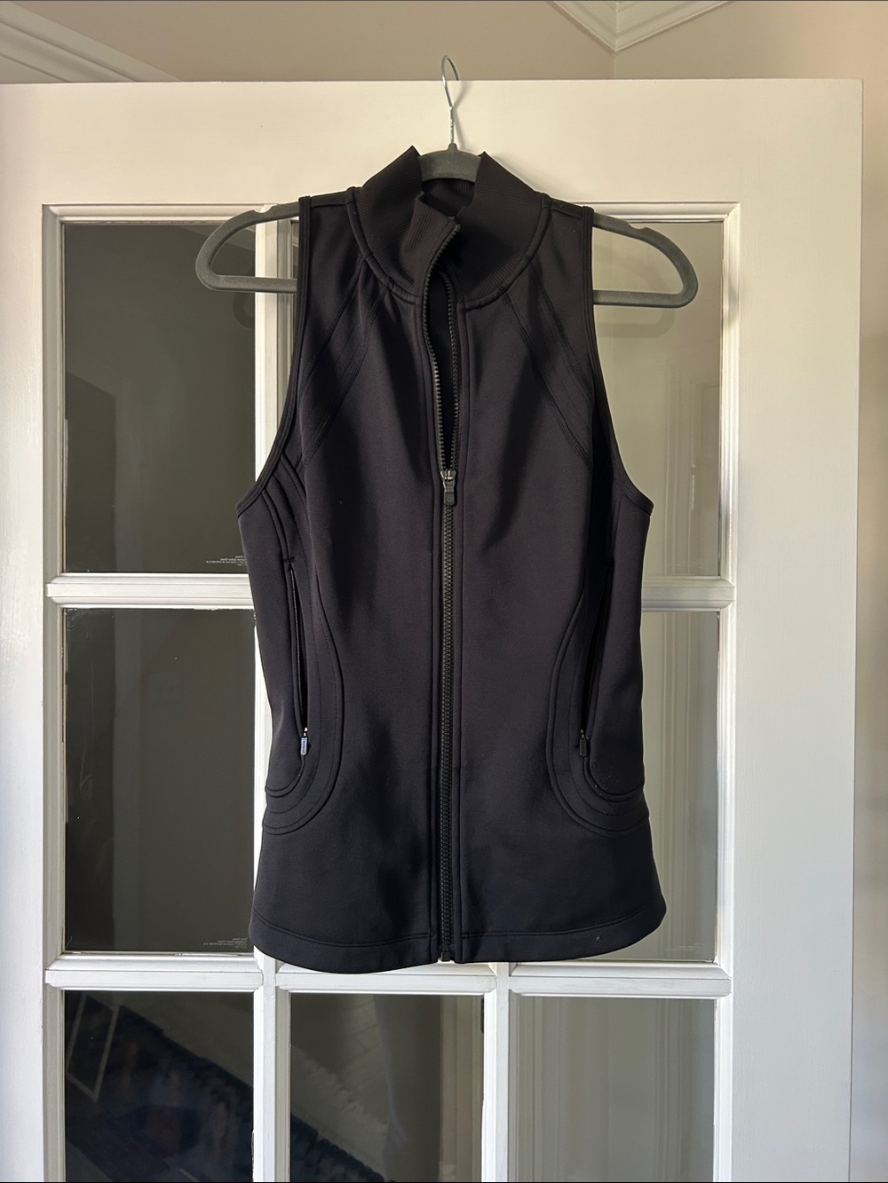 Athleta Black Sleeveless Zip-Up Vest